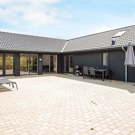 Luxury Retreat - By Traum * Sarup